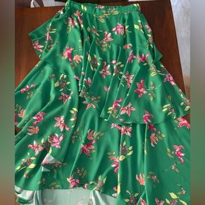 Green Floral Ruffle Midi Skirt NY&C NEVER BEEN WORN